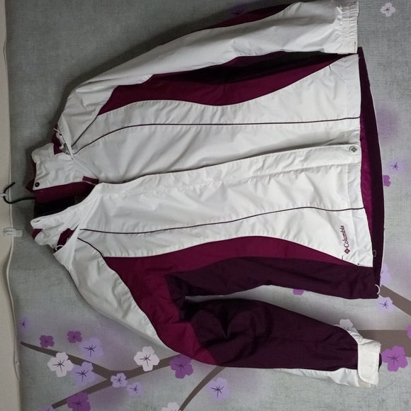 Columbia Jackets & Blazers - Columbia woman's all weather 2 jackets In 1 red/white Med  Excelent condition